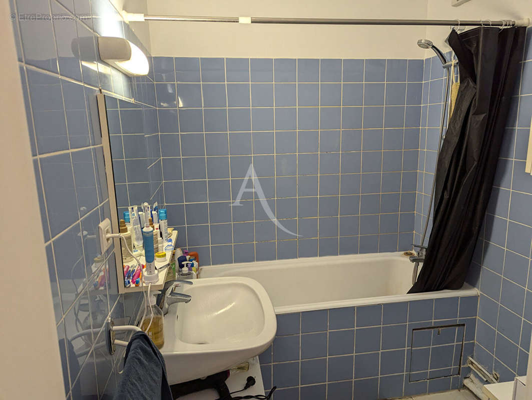 Appartement à PARIS-20E