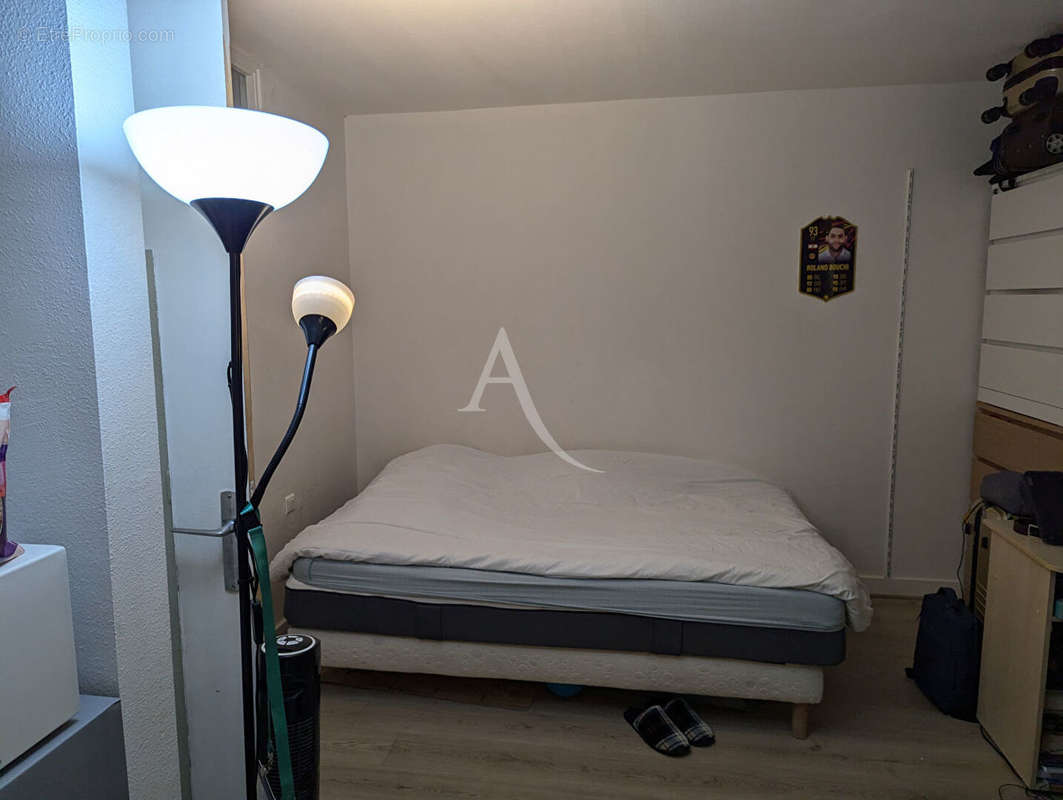 Appartement à PARIS-20E