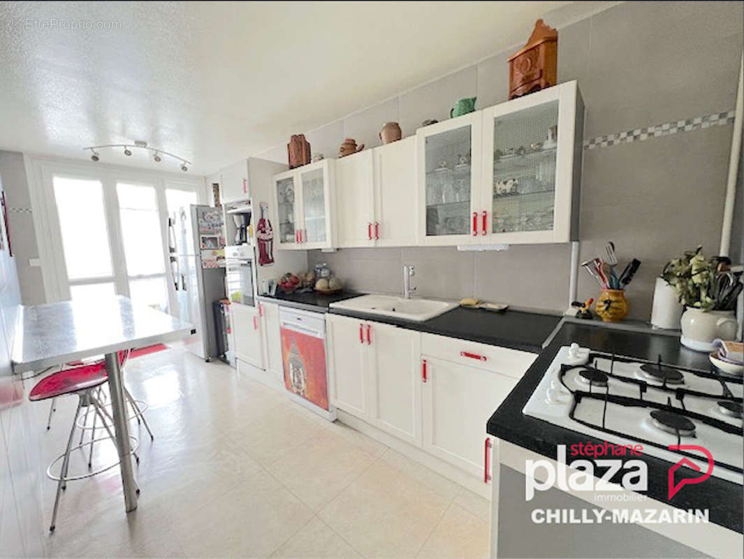 Appartement à CHILLY-MAZARIN