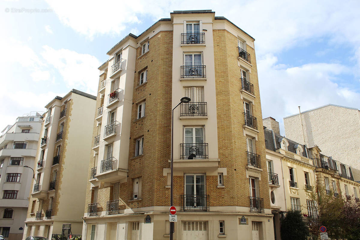 Appartement à PARIS-15E