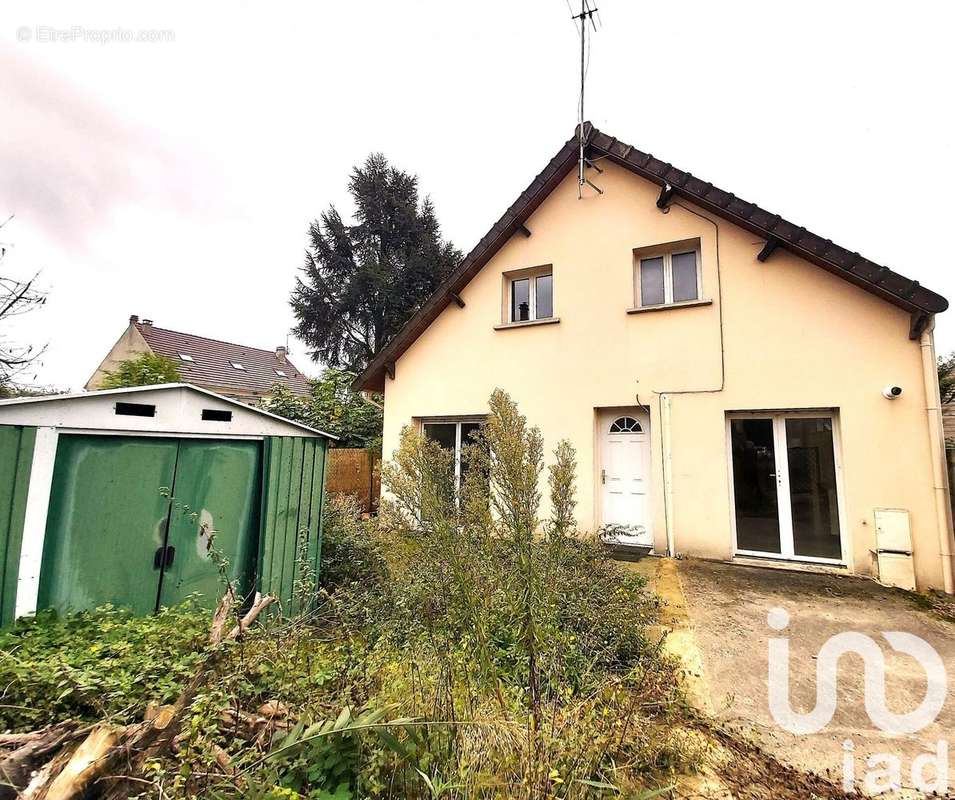 Photo 2 - Maison à TREMBLAY-EN-FRANCE