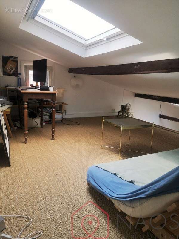 Appartement à PARIS-20E