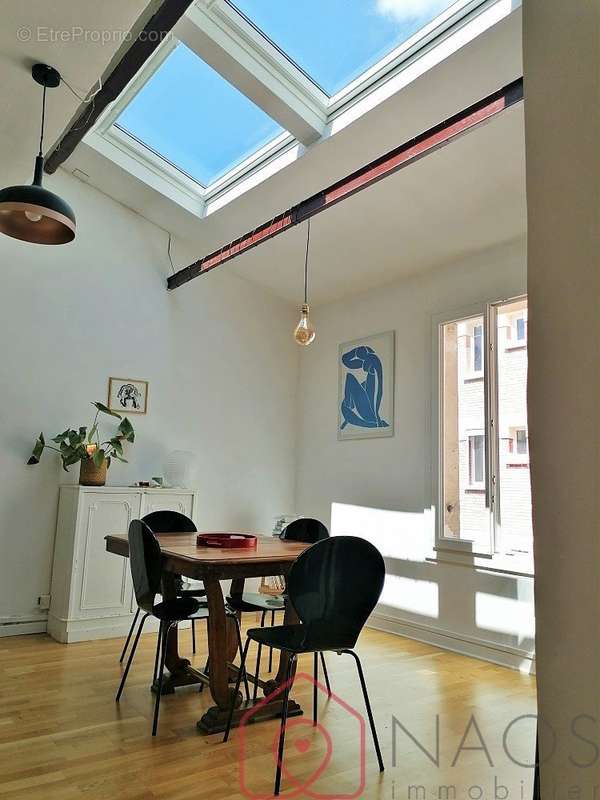 Appartement à PARIS-20E