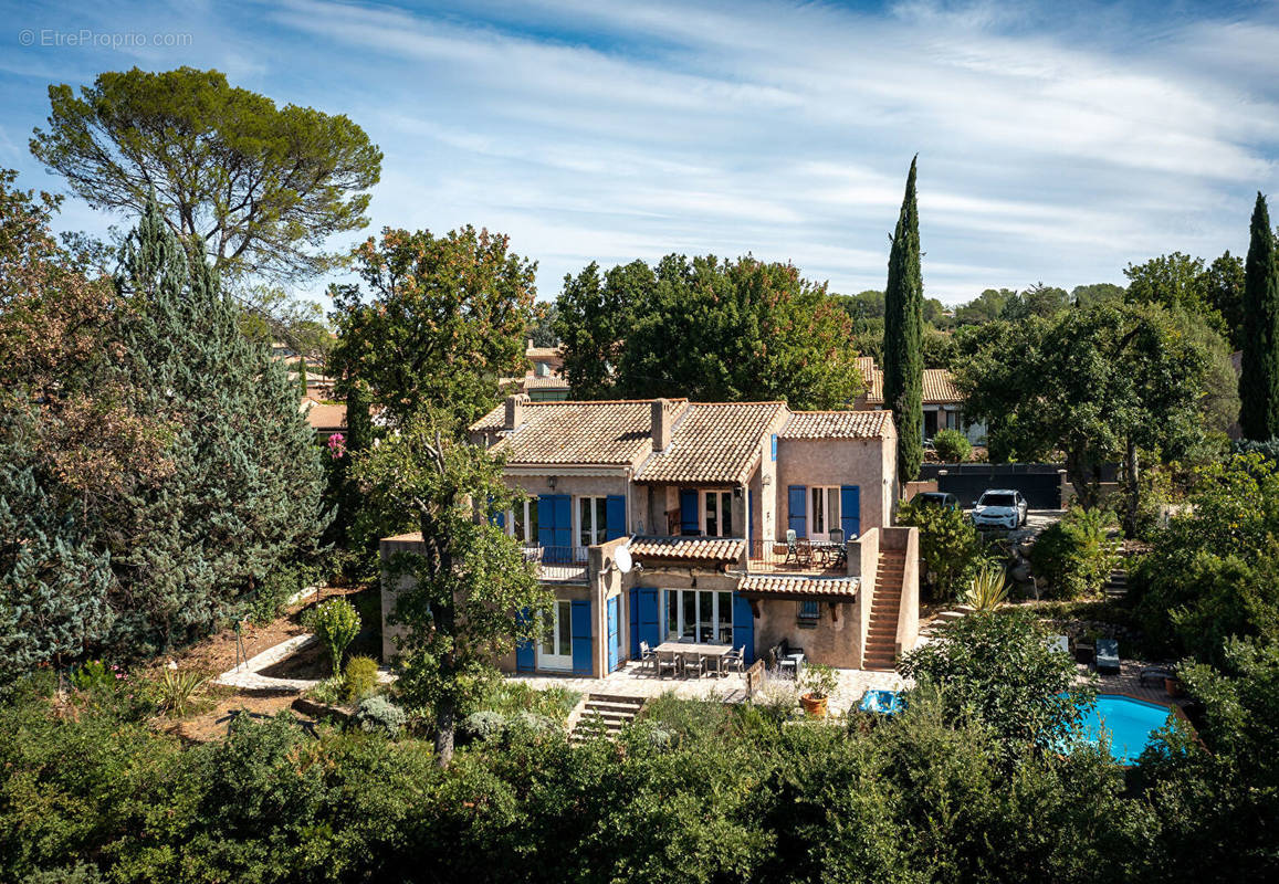 Maison à LORGUES