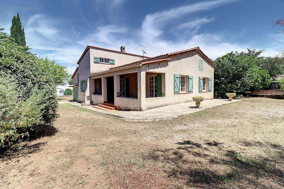 Maison à TRANS-EN-PROVENCE