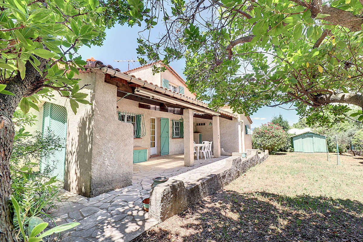 Maison à TRANS-EN-PROVENCE