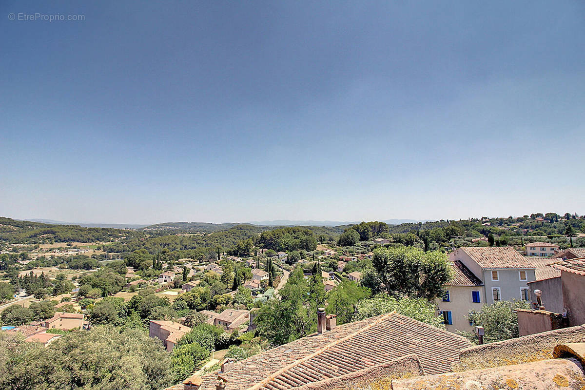 Appartement à FLAYOSC