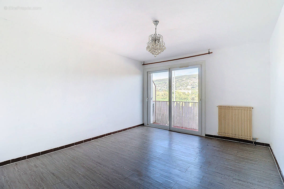 Appartement à DRAGUIGNAN