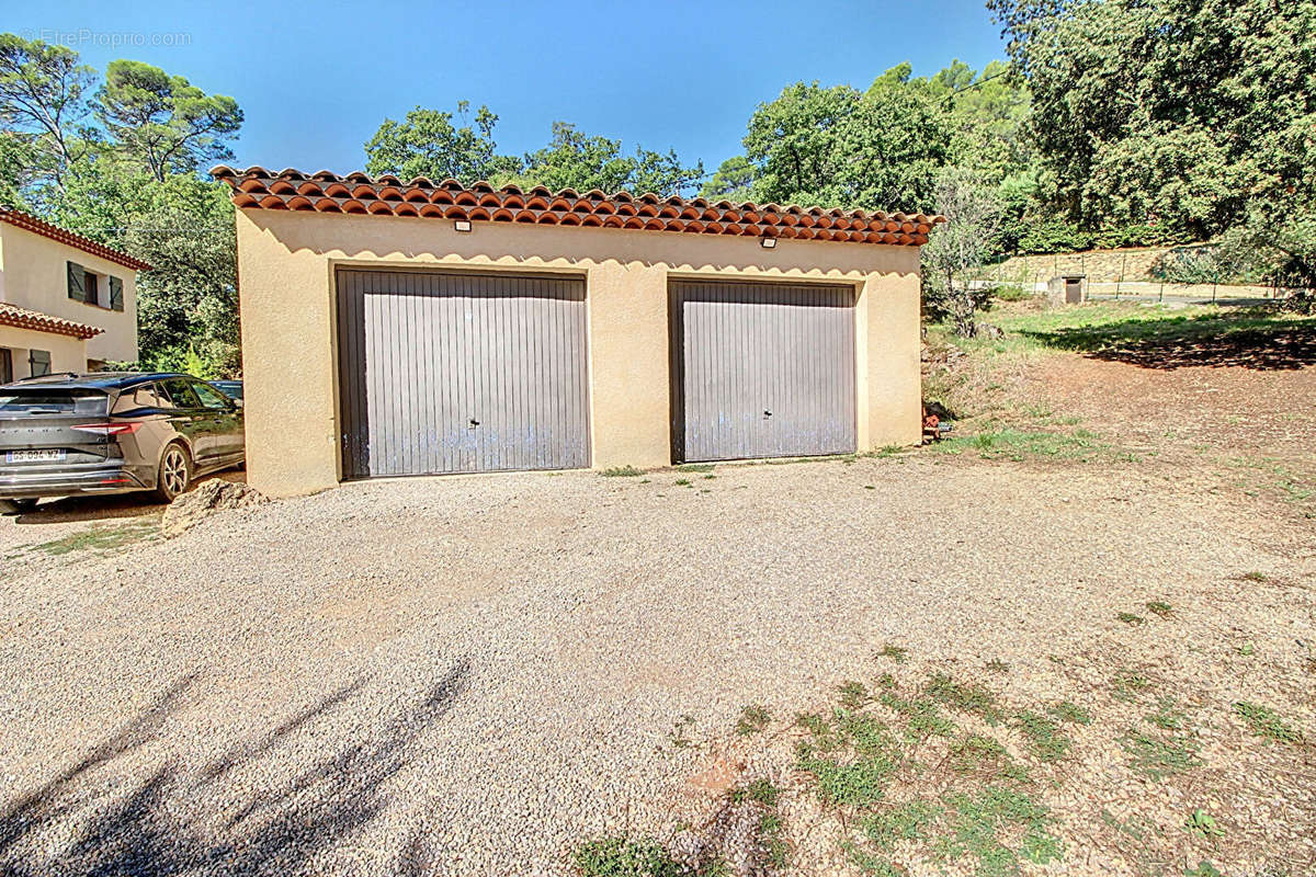 Maison à LORGUES