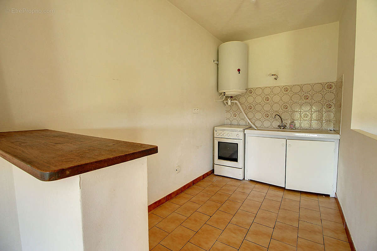 Appartement à AMPUS