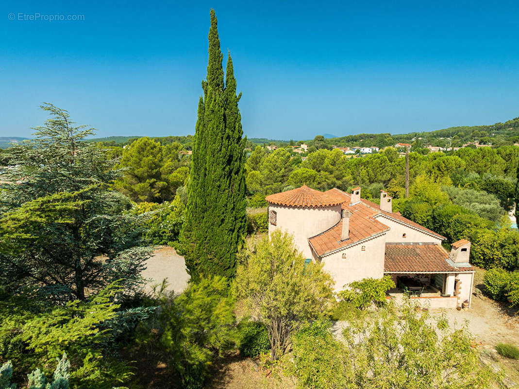 Maison à LORGUES