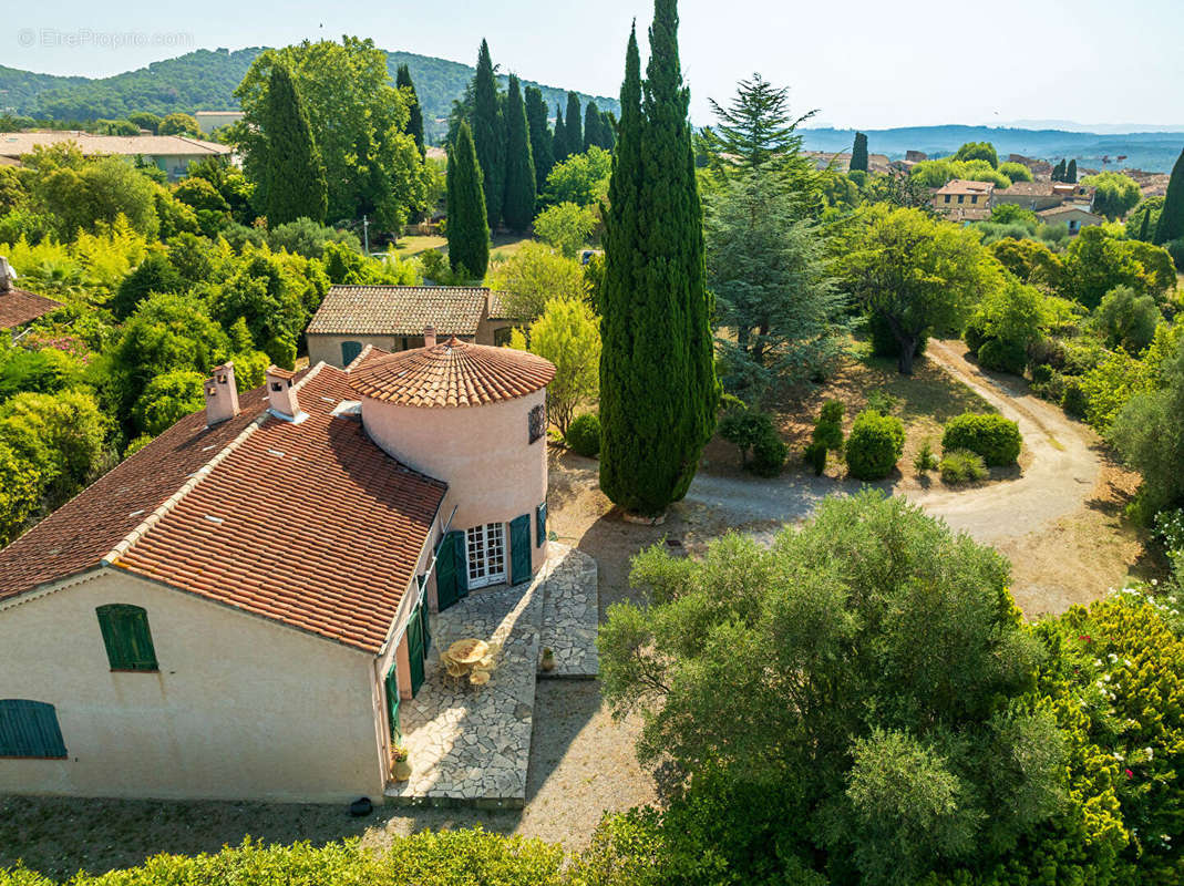 Maison à LORGUES