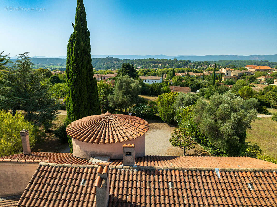 Maison à LORGUES