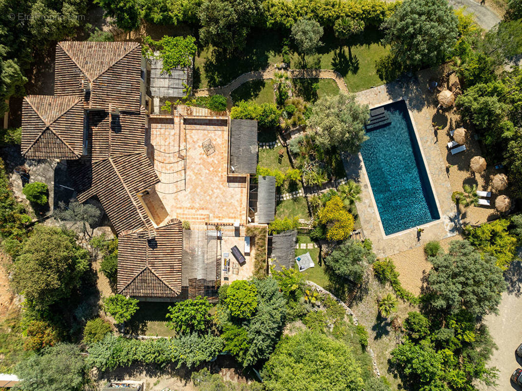 Maison à TRANS-EN-PROVENCE