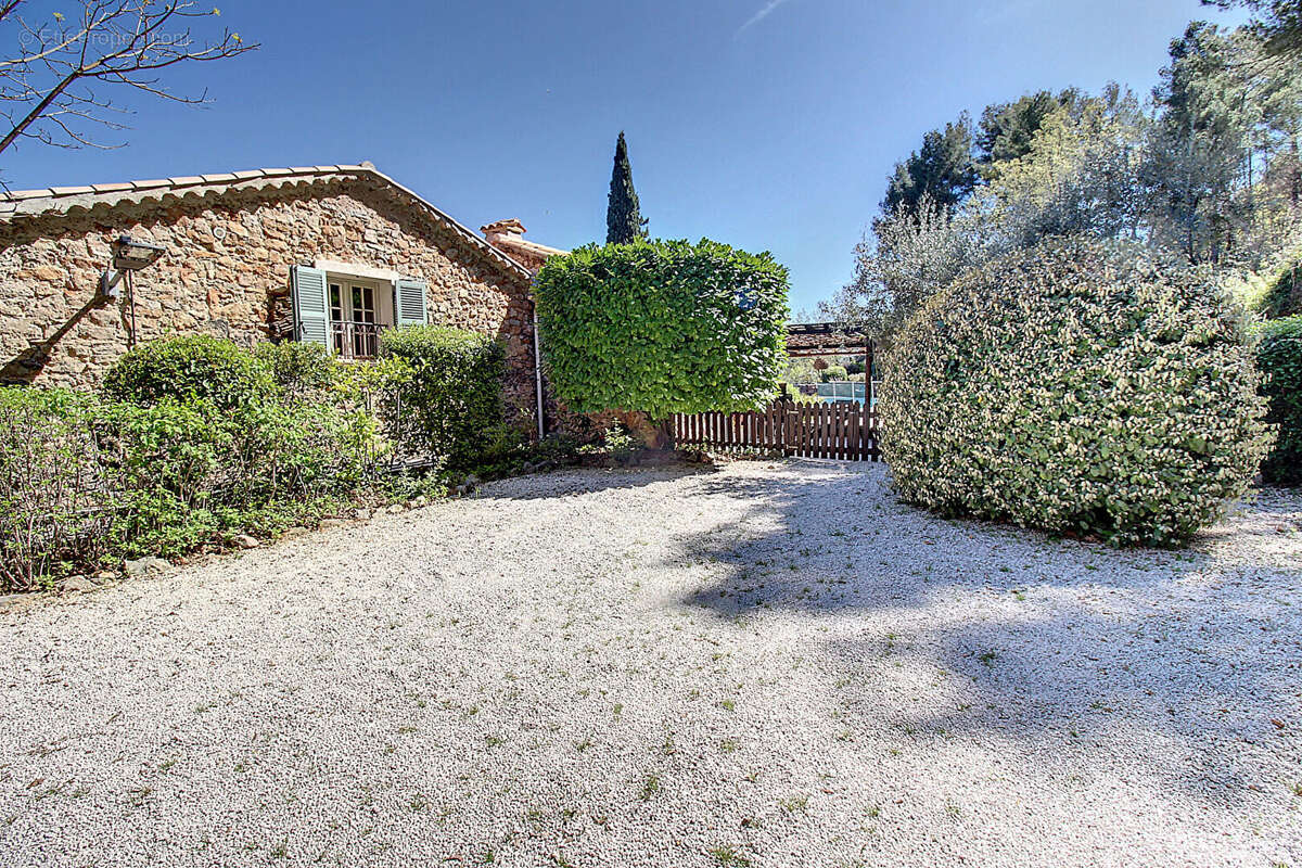 Maison à DRAGUIGNAN