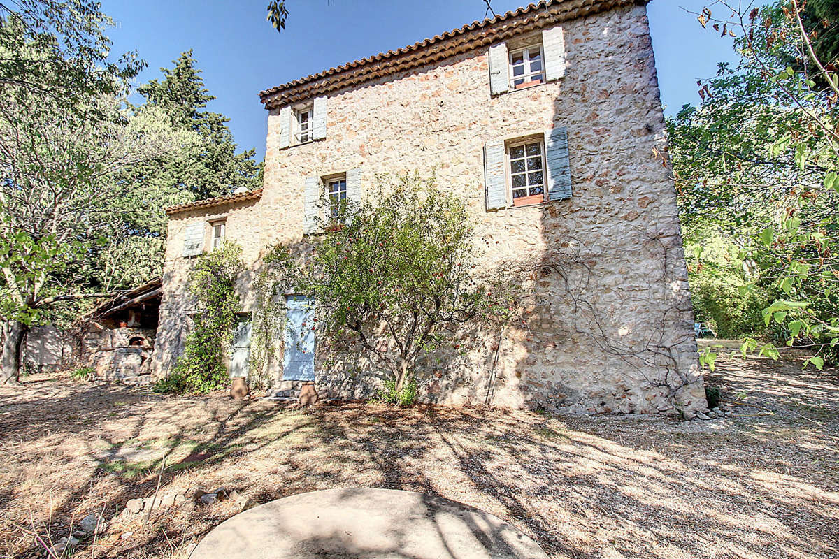 Maison à DRAGUIGNAN