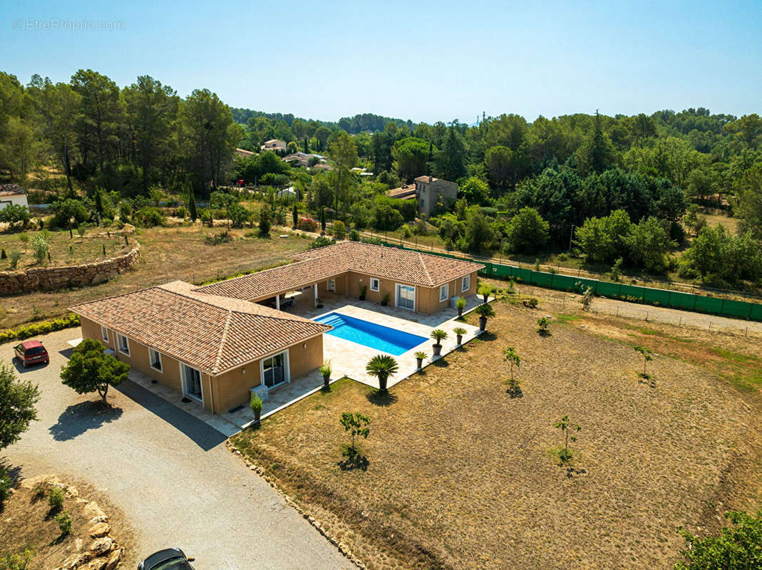 Maison à DRAGUIGNAN