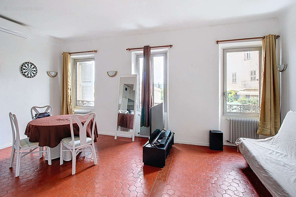 Appartement à DRAGUIGNAN