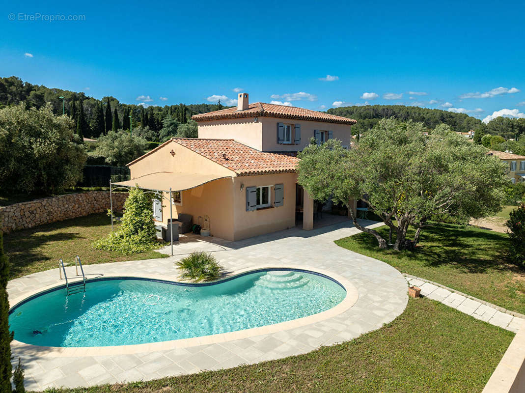 Maison à LORGUES