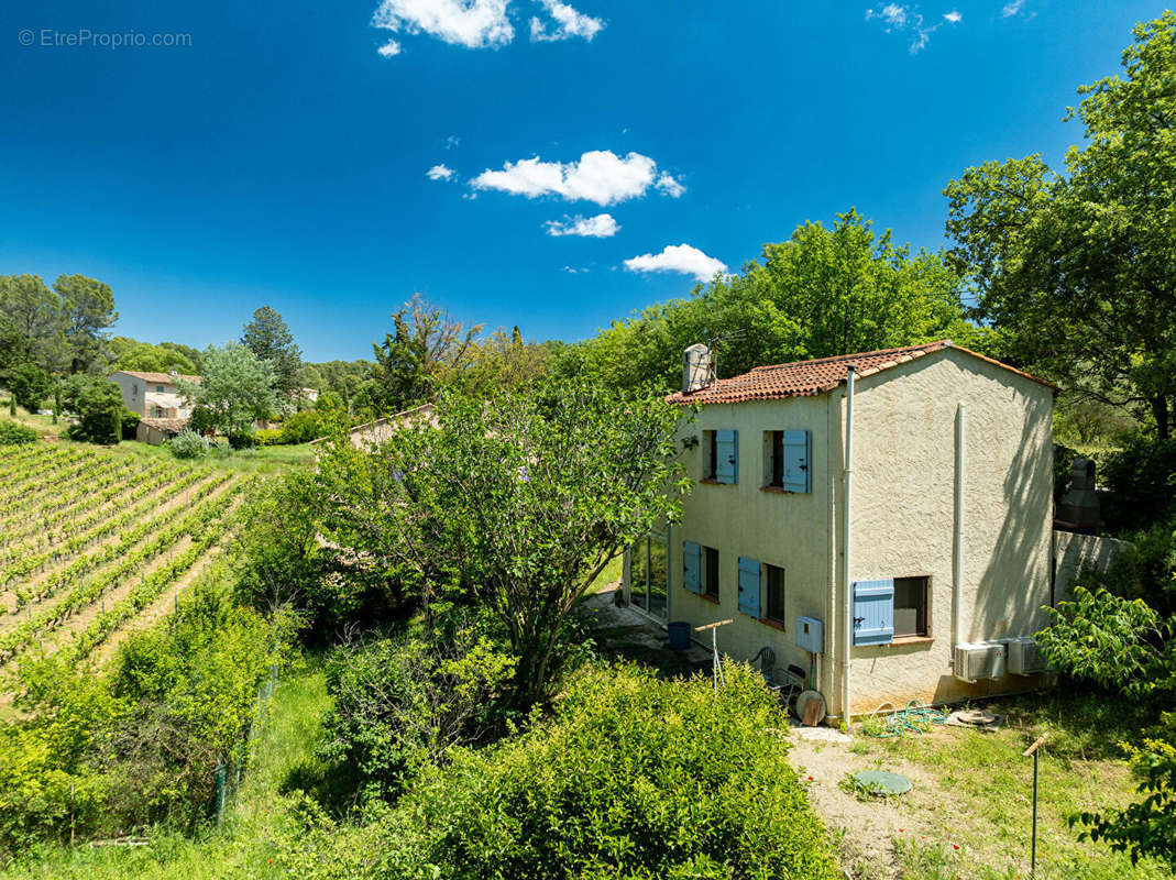 Maison à SAINT-ANTONIN-DU-VAR