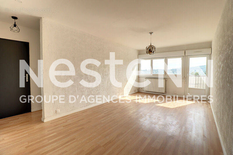 Appartement à DRAGUIGNAN