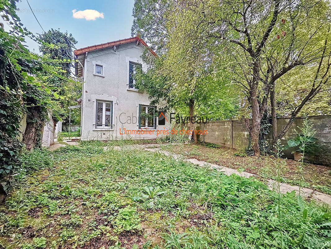 Maison à VITRY-SUR-SEINE