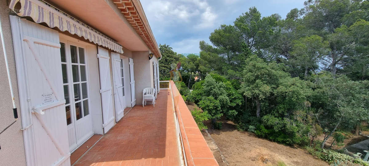 Maison à FREJUS