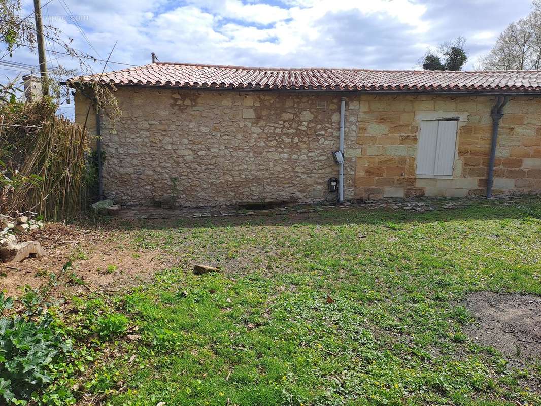 Maison à SAINT-MEDARD-D&#039;EYRANS