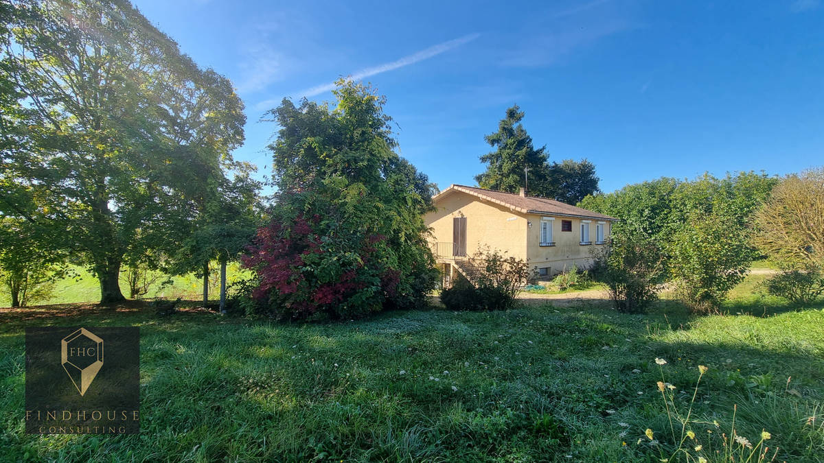 Maison à L&#039;ISLE-EN-DODON