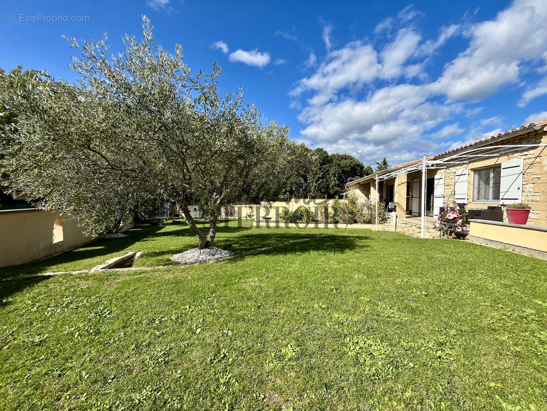 Maison à UZES