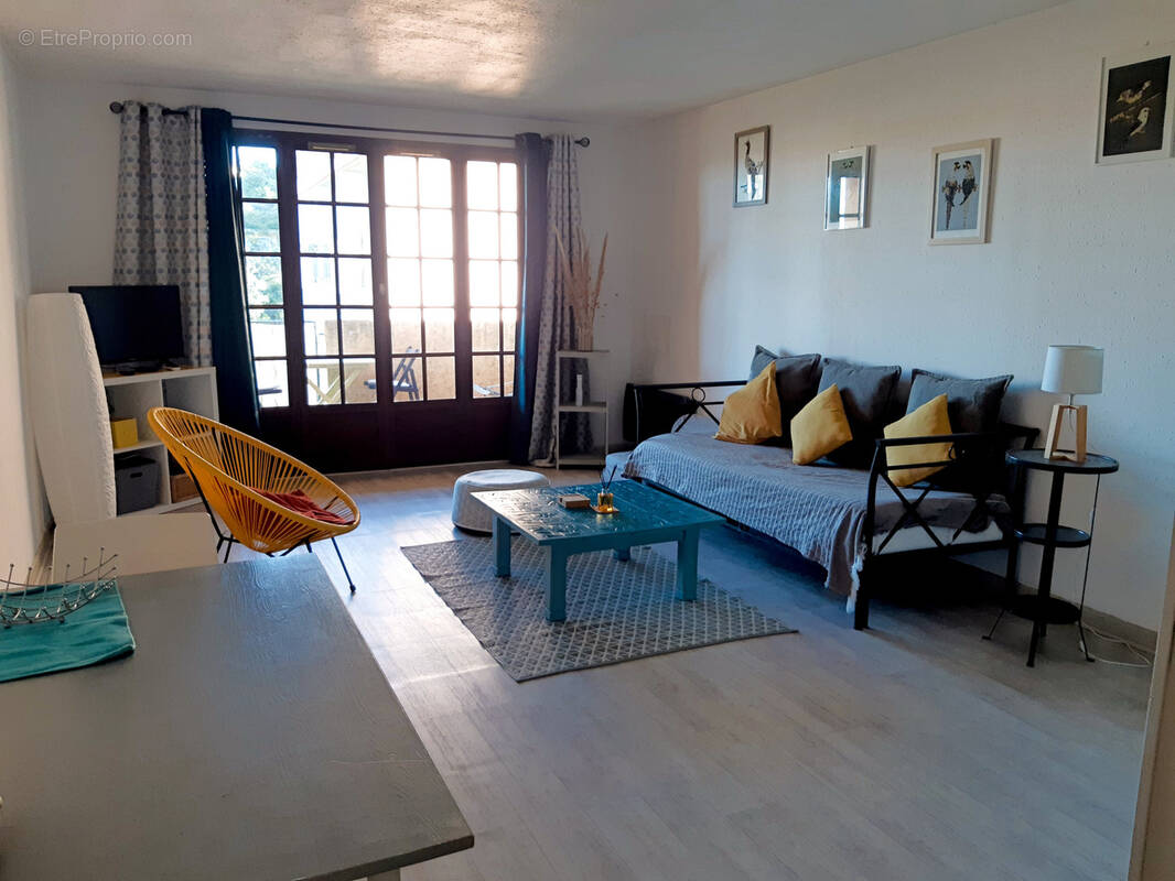 Appartement à HYERES