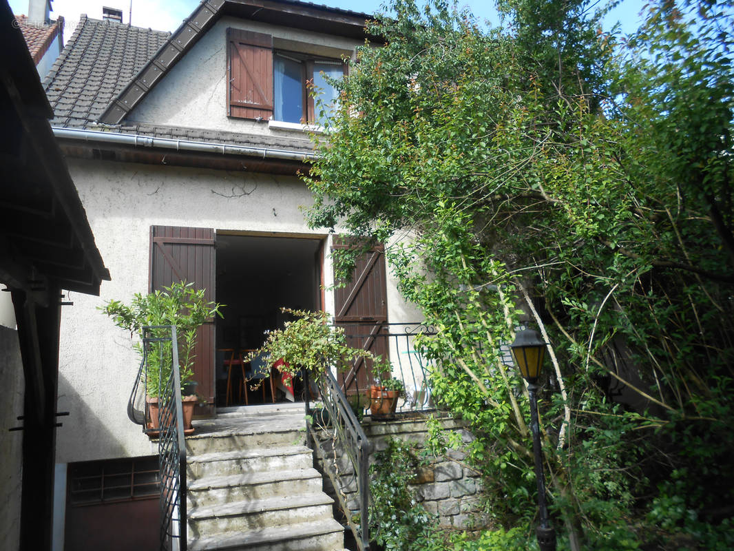 Maison à ORMESSON-SUR-MARNE