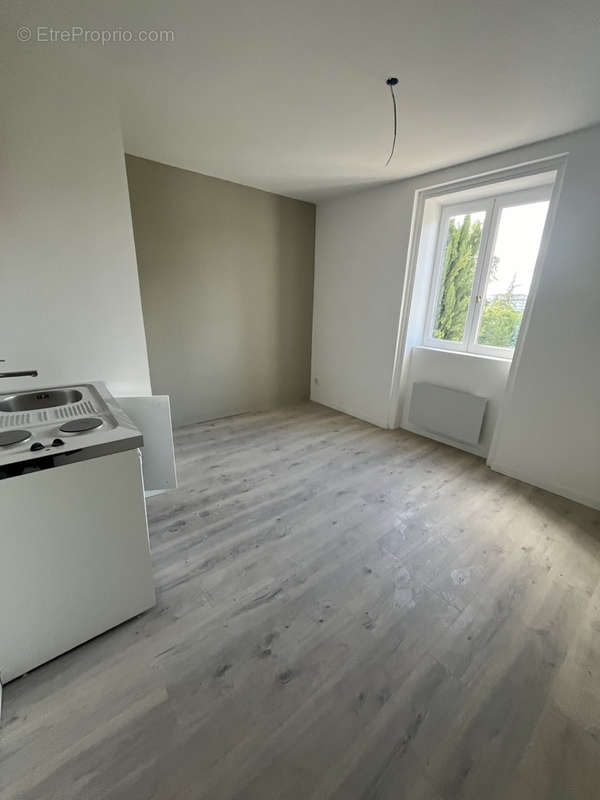 Appartement à RILLIEUX-LA-PAPE