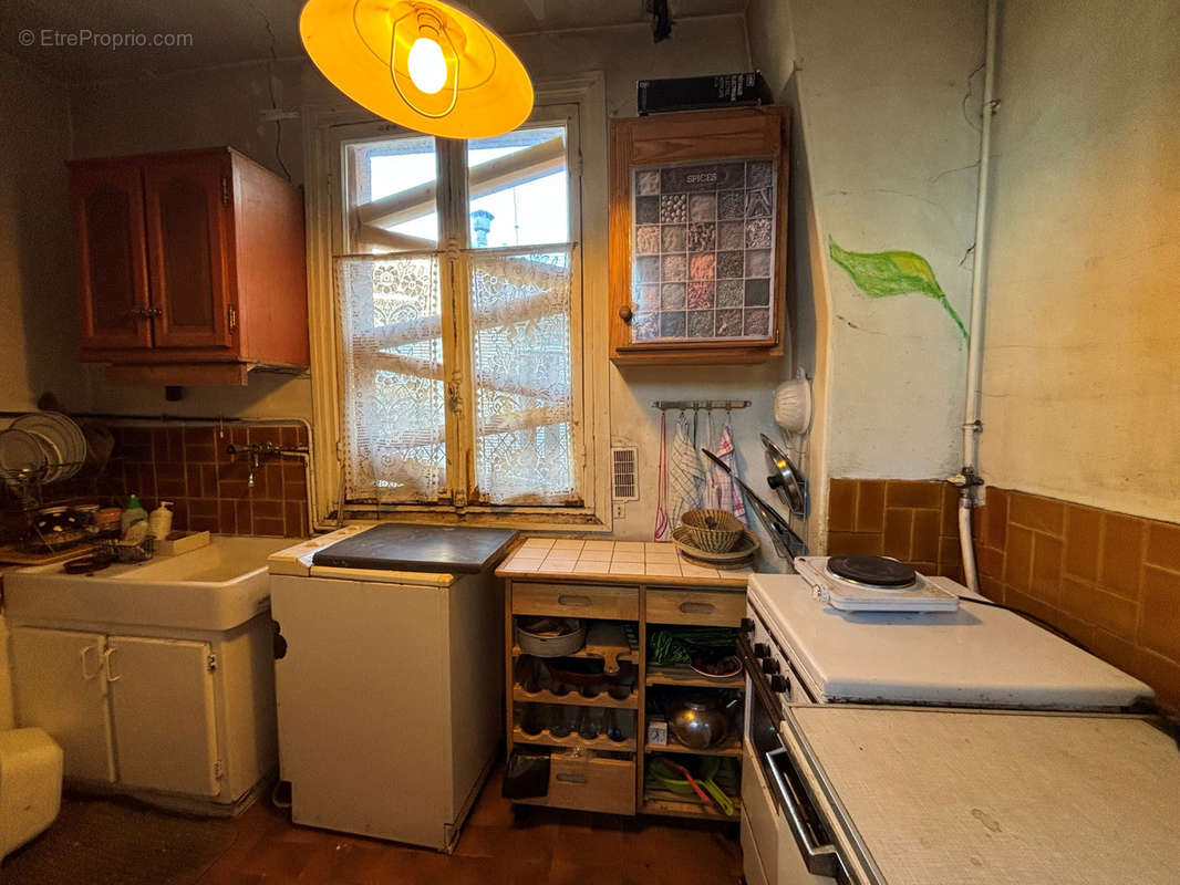 Appartement à PARIS-18E