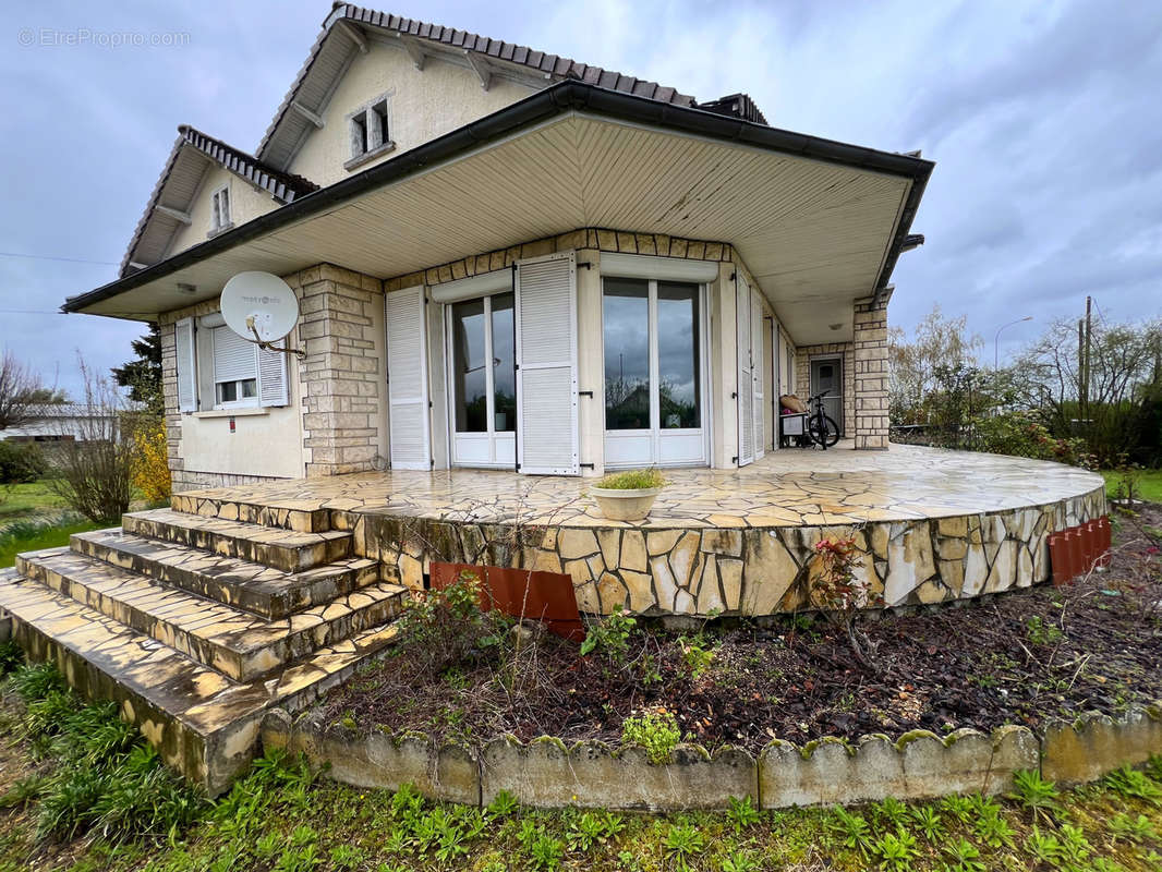 Maison à CHATELLERAULT