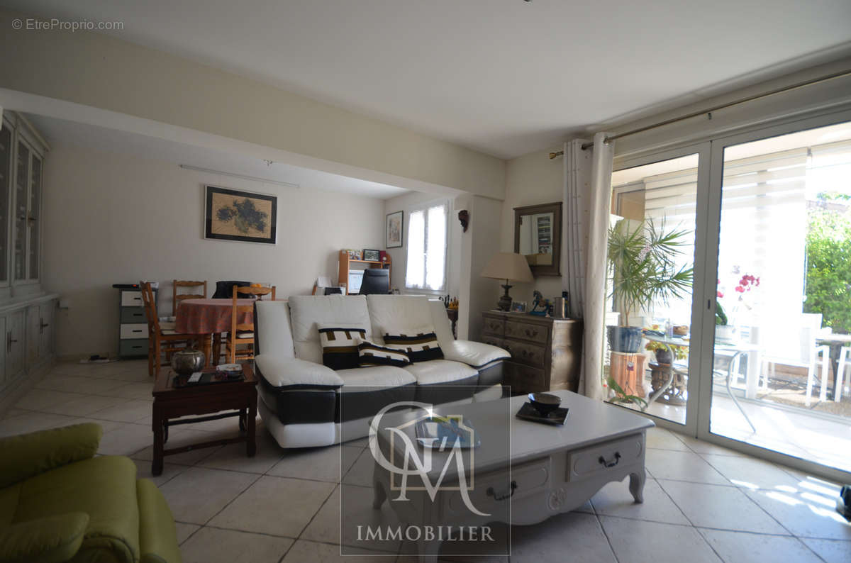 Appartement à SANARY-SUR-MER