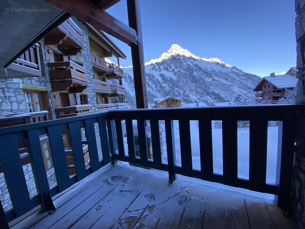 Appartement à LES CHAPELLES