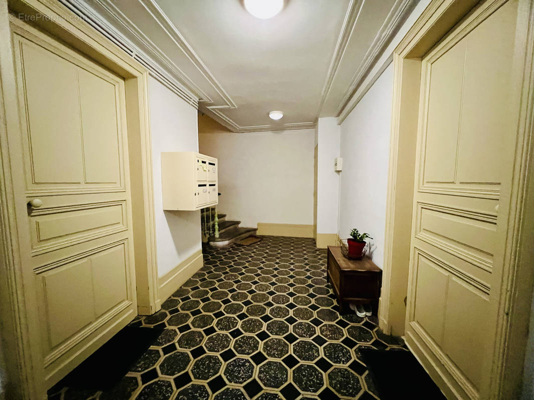 Appartement à PEZENAS