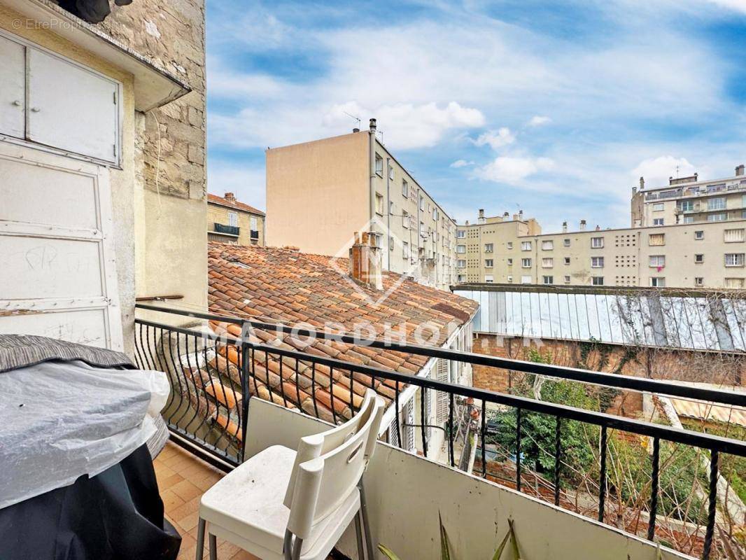 Appartement à MARSEILLE-5E