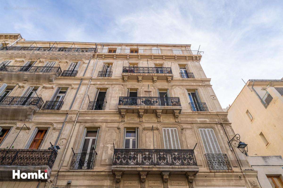 Appartement à MARSEILLE-2E