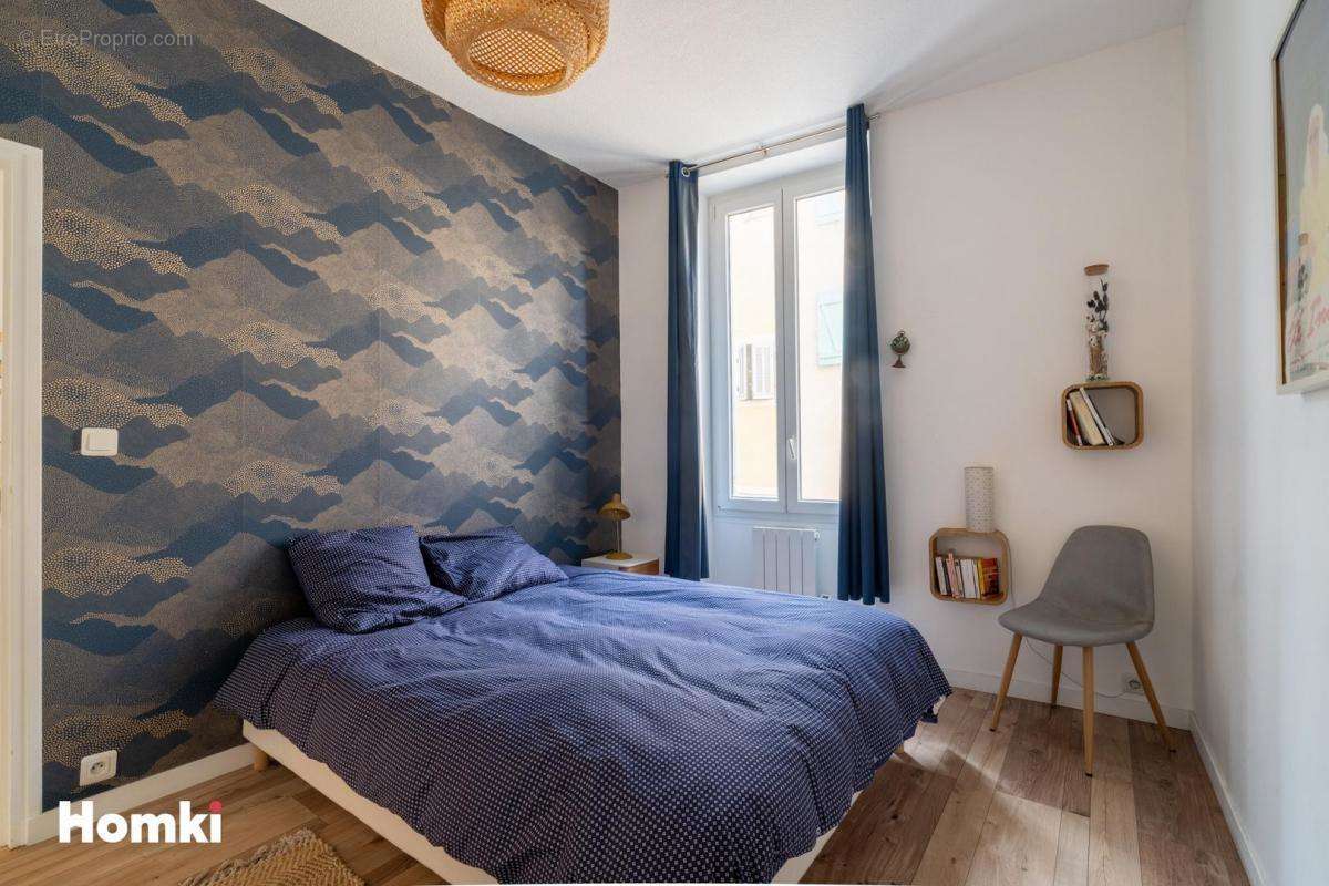 Appartement à MARSEILLE-2E