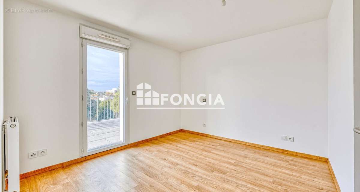 Appartement à CENON