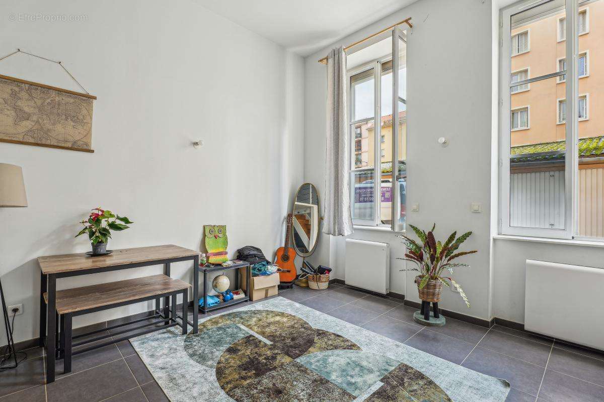 Appartement à VILLEURBANNE