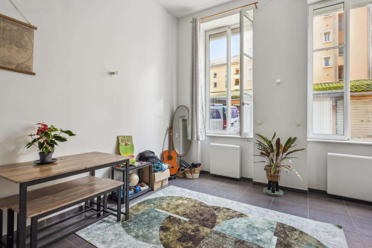 Appartement à VILLEURBANNE