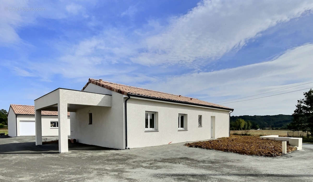 Maison à LAVAUR