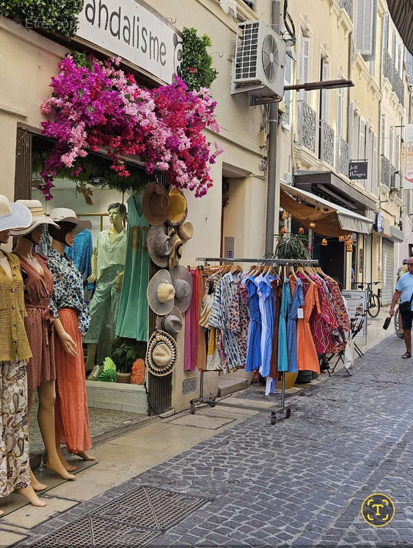 Commerce à LA CIOTAT