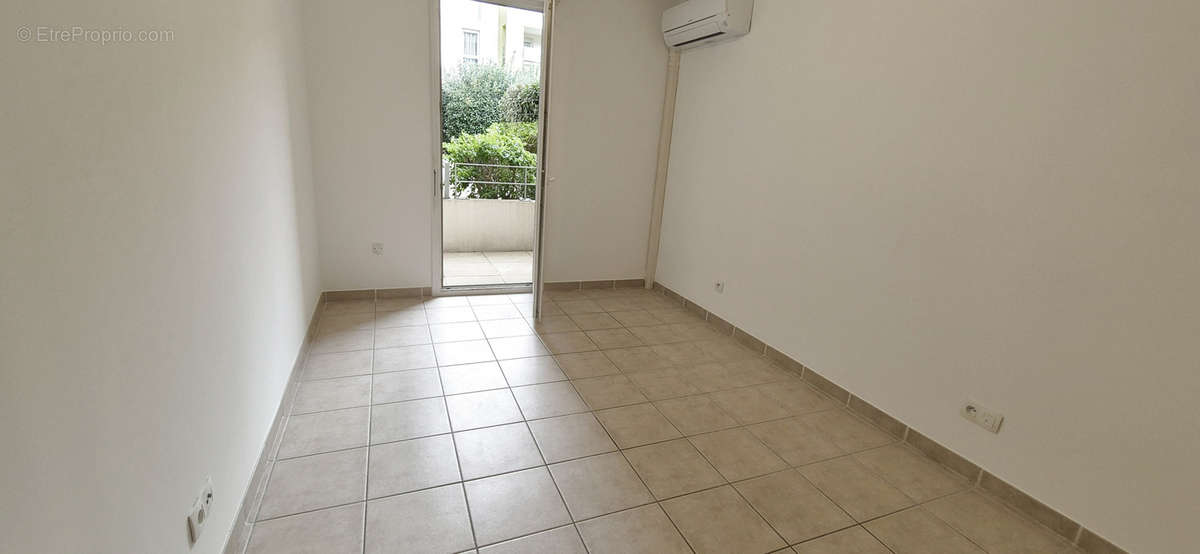 Appartement à CASTELNAU-LE-LEZ