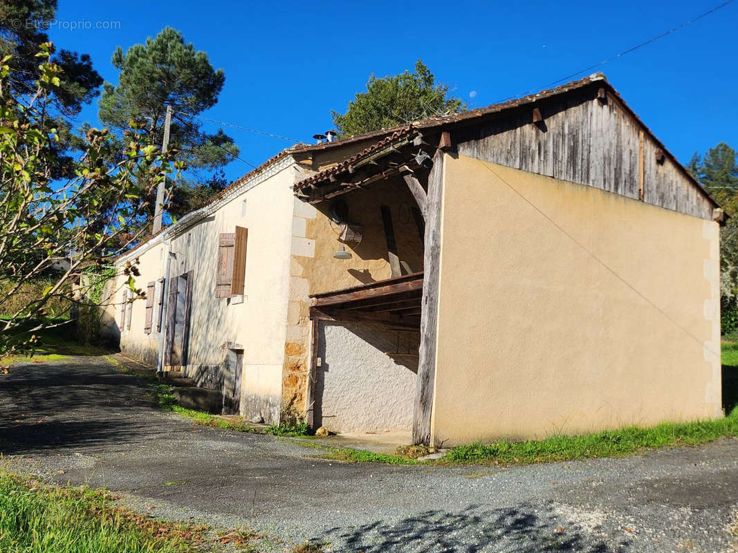 Maison à VILLAMBLARD