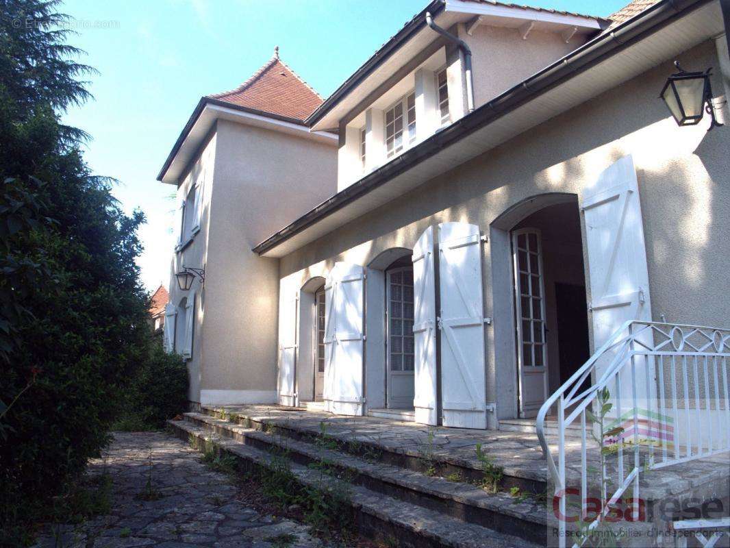 Maison à CAHORS