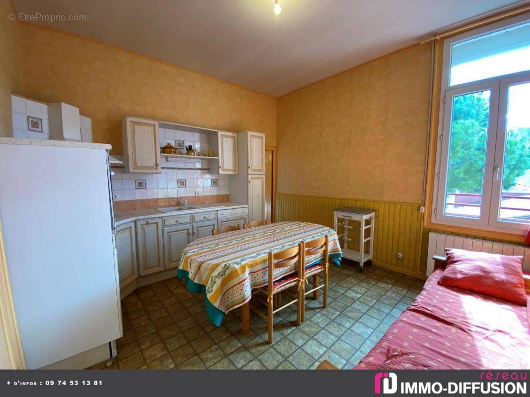 Appartement à MEZE